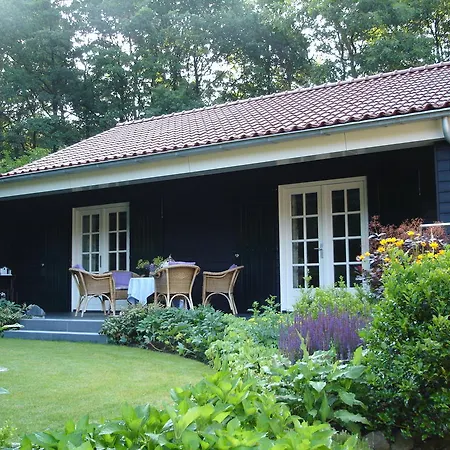 Bed & Breakfast Kiste Trui *